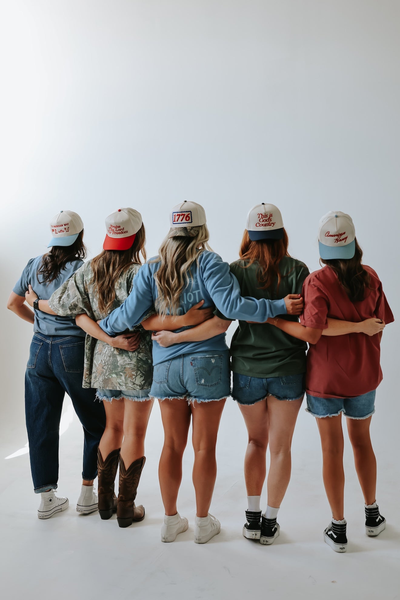 1776 DAINTY SCALLOPED PUFF - EMBROIDERED HAT
