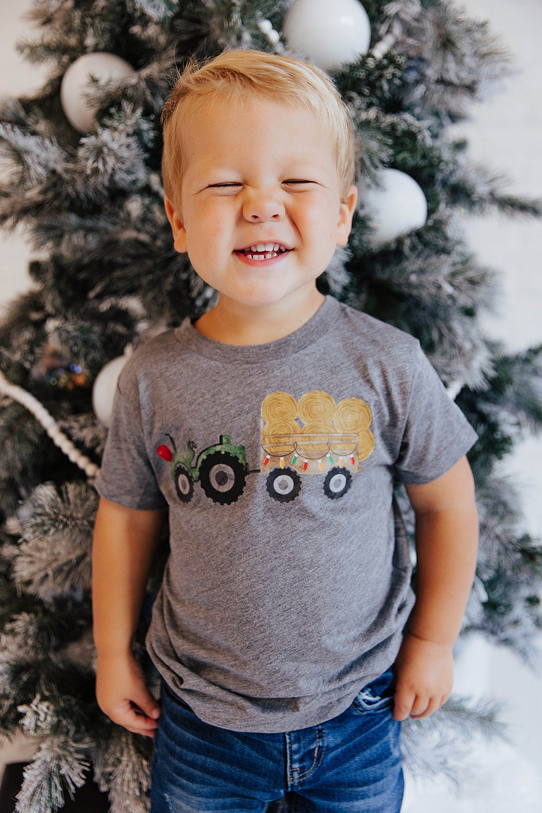 TRACTOR HAY BALES KIDS TEE